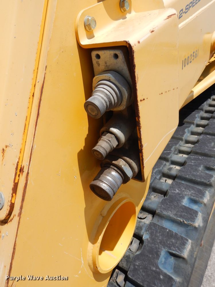 image for item DG2664 2015 Gehl RT175  tracked skid steer loader