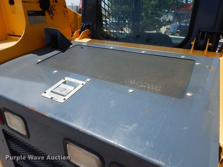 image for item DG2664 2015 Gehl RT175  tracked skid steer loader