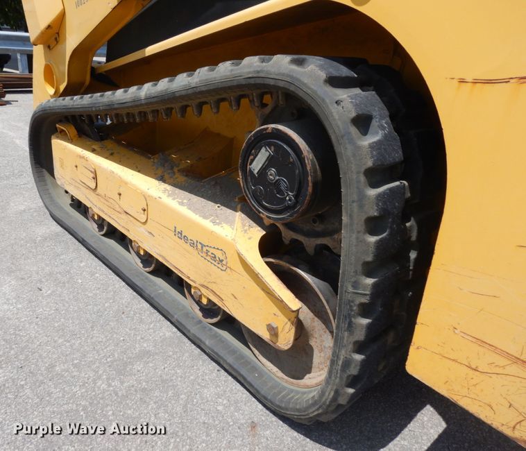 image for item DG2664 2015 Gehl RT175  tracked skid steer loader