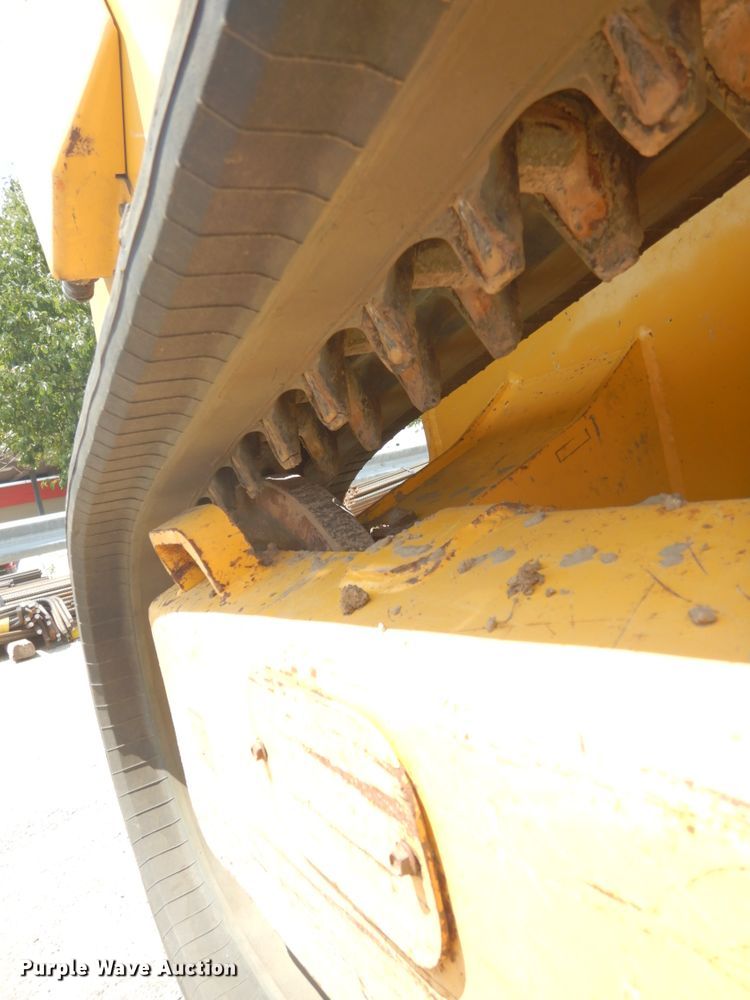 image for item DG2664 2015 Gehl RT175  tracked skid steer loader