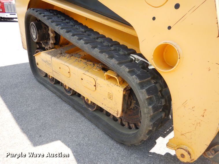 image for item DG2664 2015 Gehl RT175  tracked skid steer loader