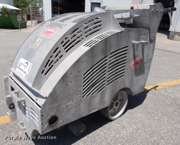 image for item DG2665 2013 Husqvarna Soff Cut X4200 concrete saw