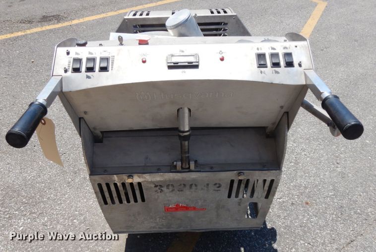 image for item DG2665 2013 Husqvarna Soff Cut X4200 concrete saw