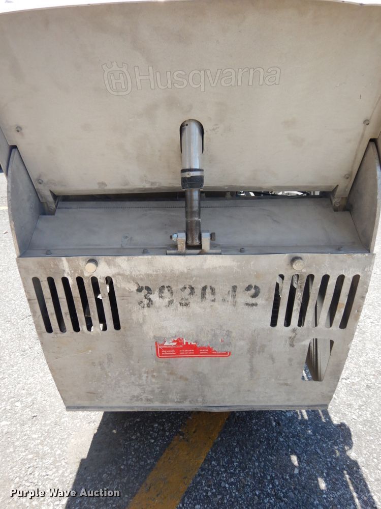 image for item DG2665 2013 Husqvarna Soff Cut X4200 concrete saw