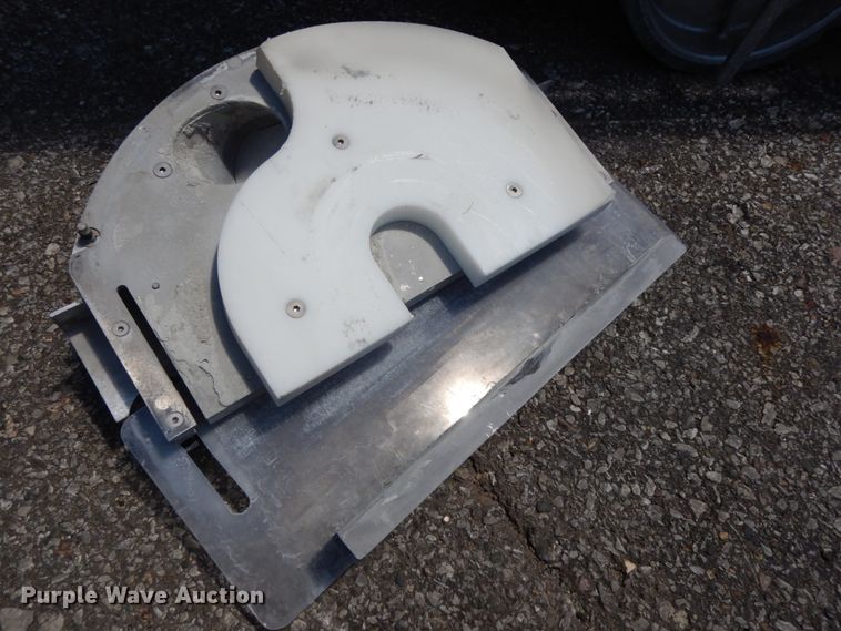 image for item DG2665 2013 Husqvarna Soff Cut X4200 concrete saw