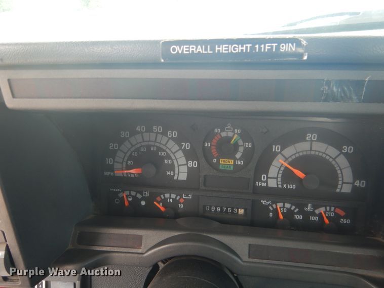 image for item DG4508 1999 Chevrolet C8500  bucket truck