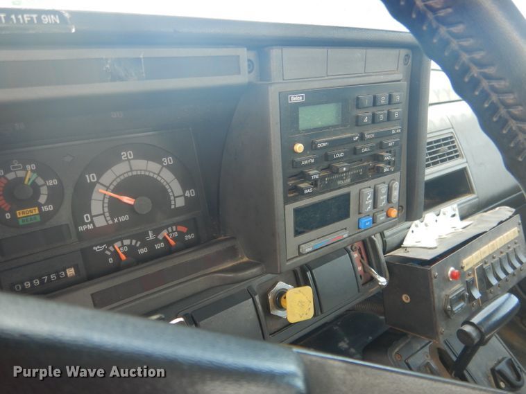 image for item DG4508 1999 Chevrolet C8500  bucket truck