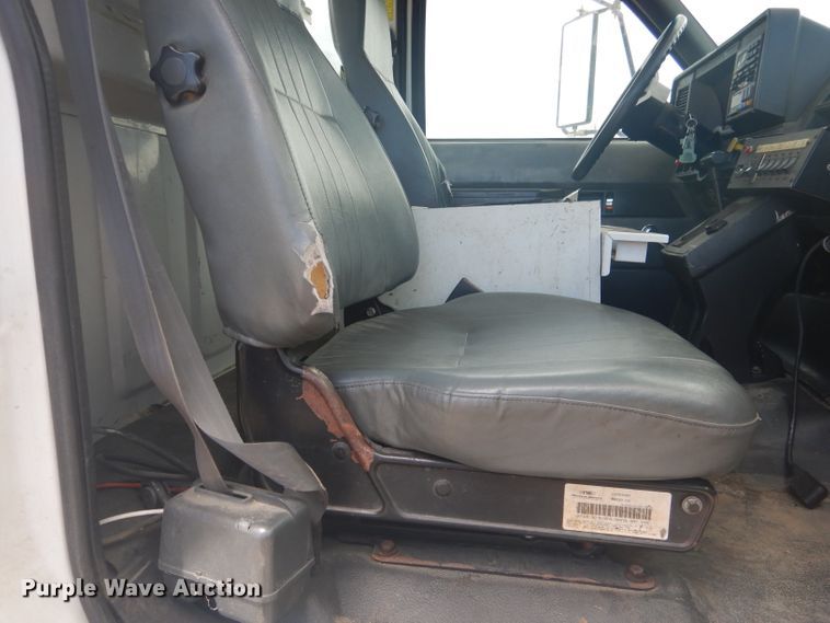 image for item DG4508 1999 Chevrolet C8500  bucket truck