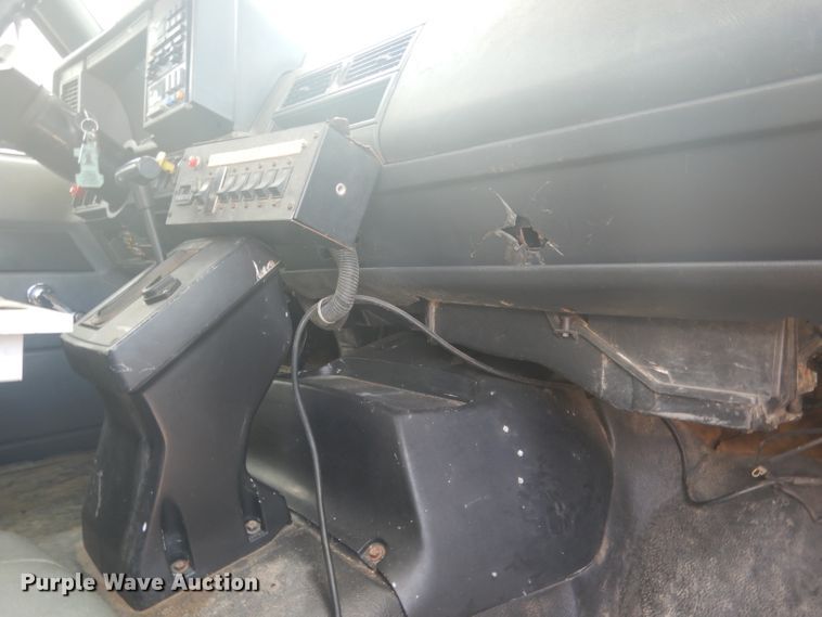 image for item DG4508 1999 Chevrolet C8500  bucket truck