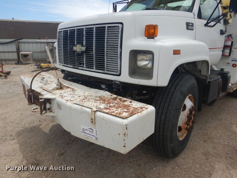 image for item DG4508 1999 Chevrolet C8500  bucket truck