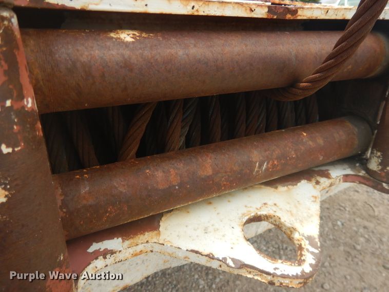 image for item DG4508 1999 Chevrolet C8500  bucket truck