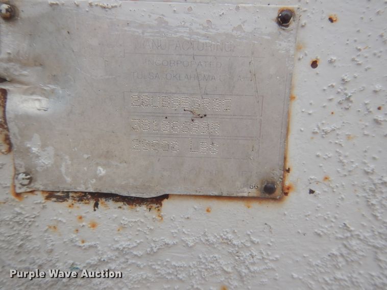 image for item DG4508 1999 Chevrolet C8500  bucket truck