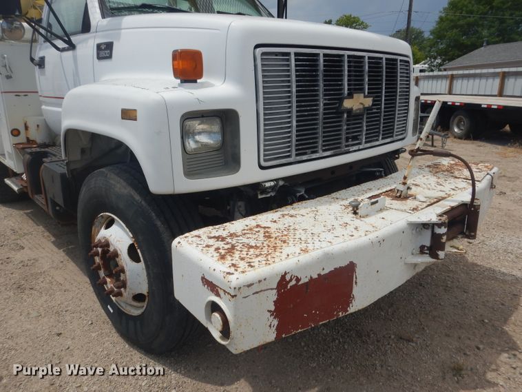 image for item DG4508 1999 Chevrolet C8500  bucket truck