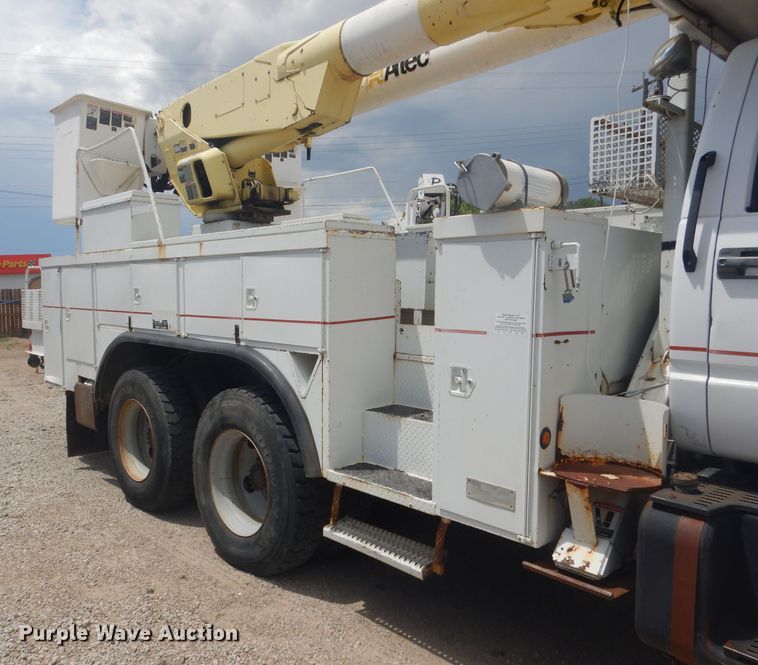 image for item DG4508 1999 Chevrolet C8500  bucket truck