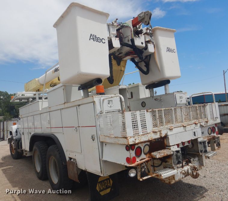 image for item DG4508 1999 Chevrolet C8500  bucket truck