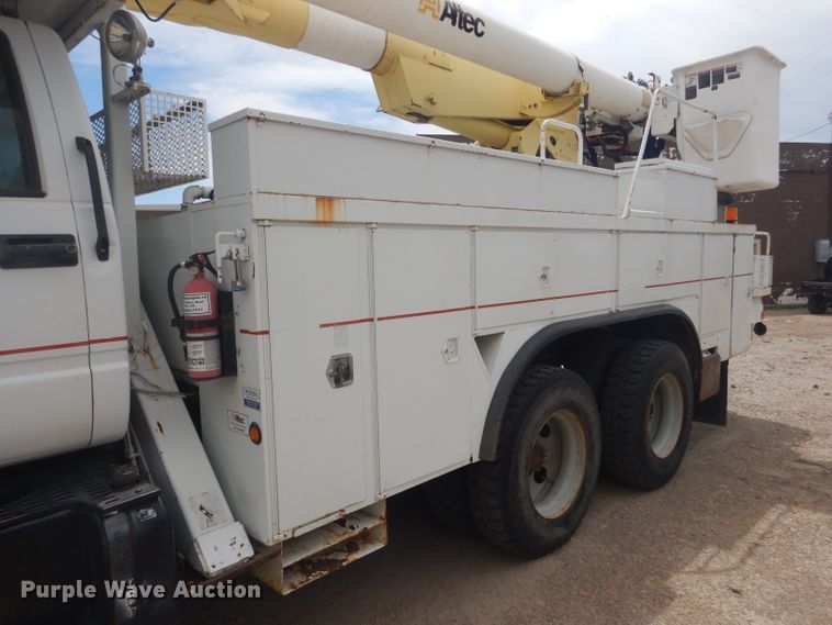 image for item DG4508 1999 Chevrolet C8500  bucket truck
