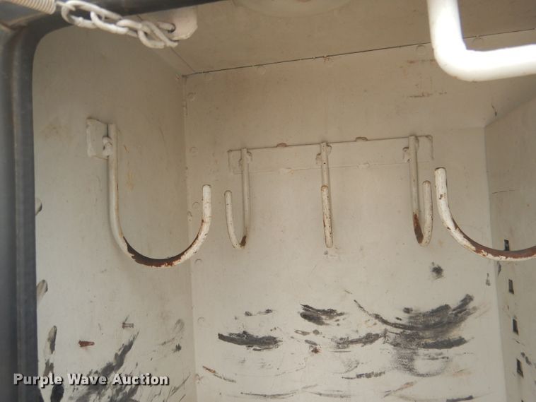 image for item DG4508 1999 Chevrolet C8500  bucket truck