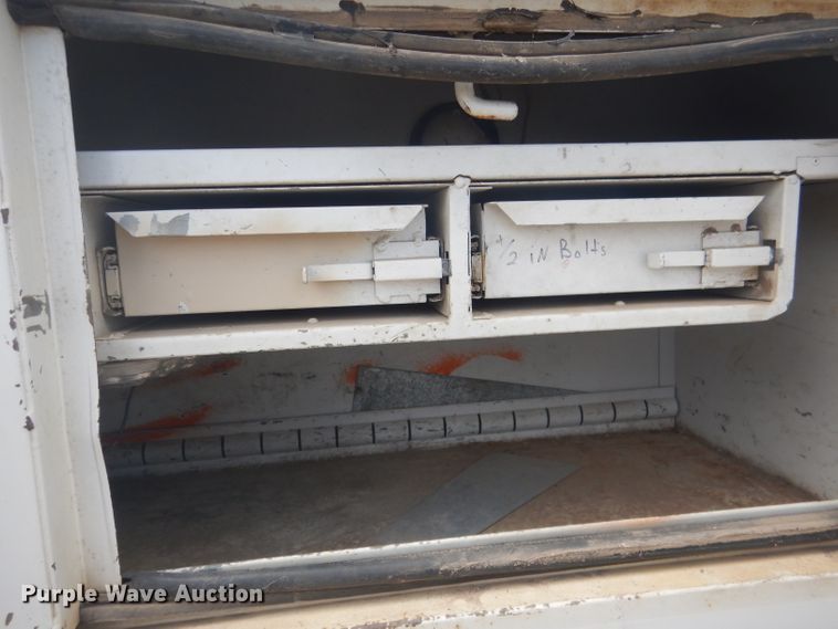 image for item DG4508 1999 Chevrolet C8500  bucket truck