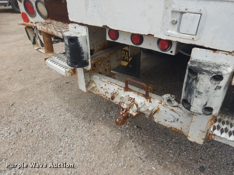 image for item DG4508 1999 Chevrolet C8500  bucket truck