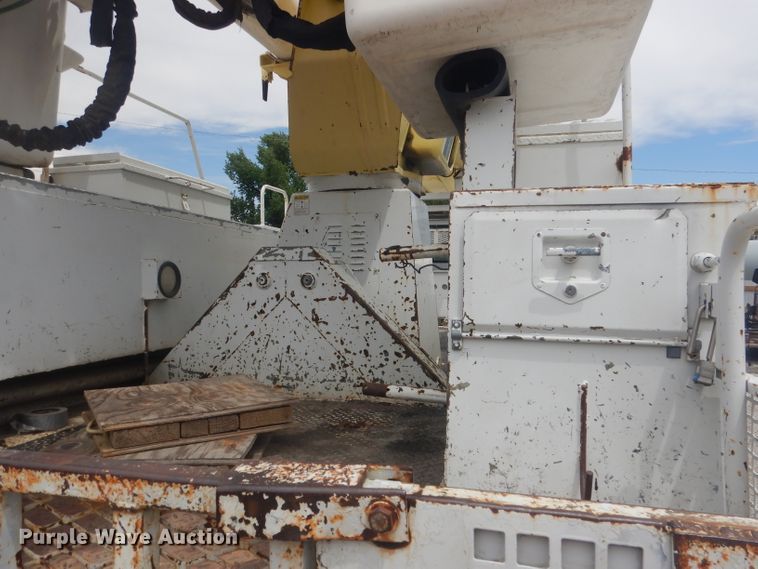 image for item DG4508 1999 Chevrolet C8500  bucket truck