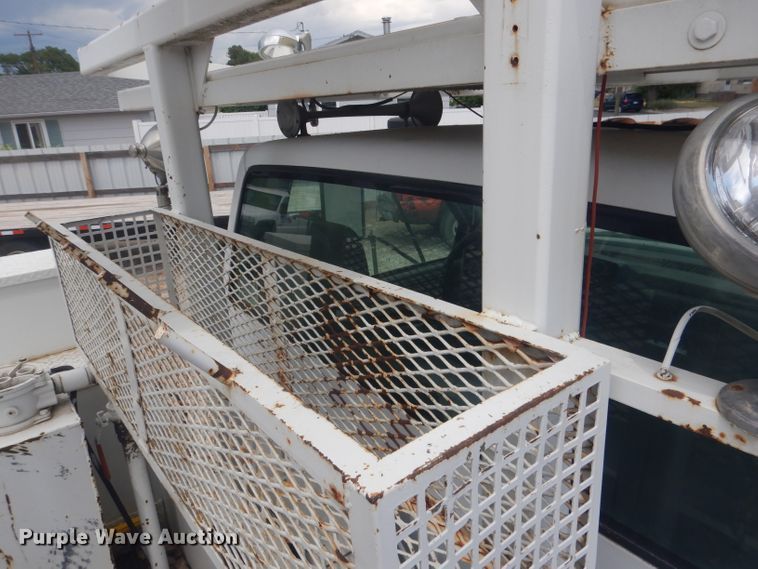 image for item DG4508 1999 Chevrolet C8500  bucket truck