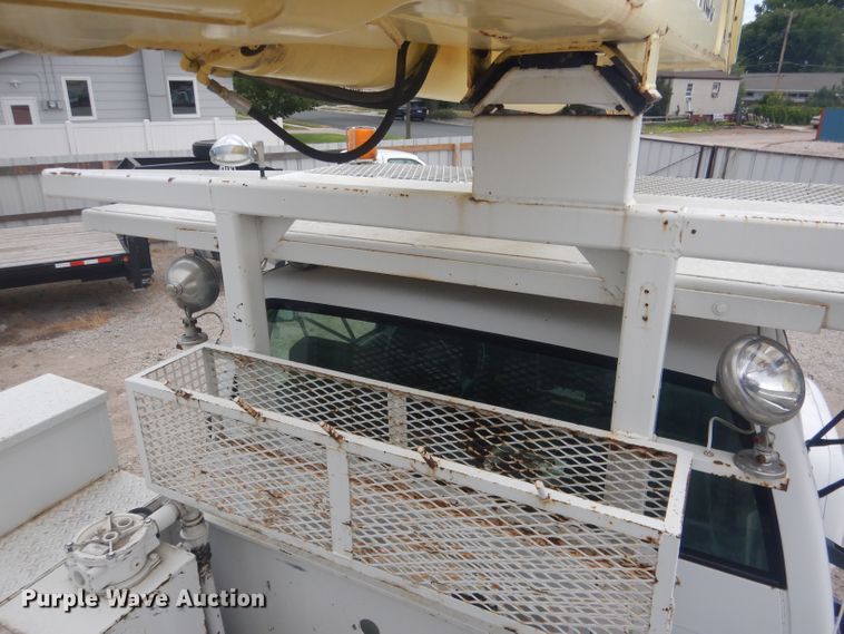 image for item DG4508 1999 Chevrolet C8500  bucket truck