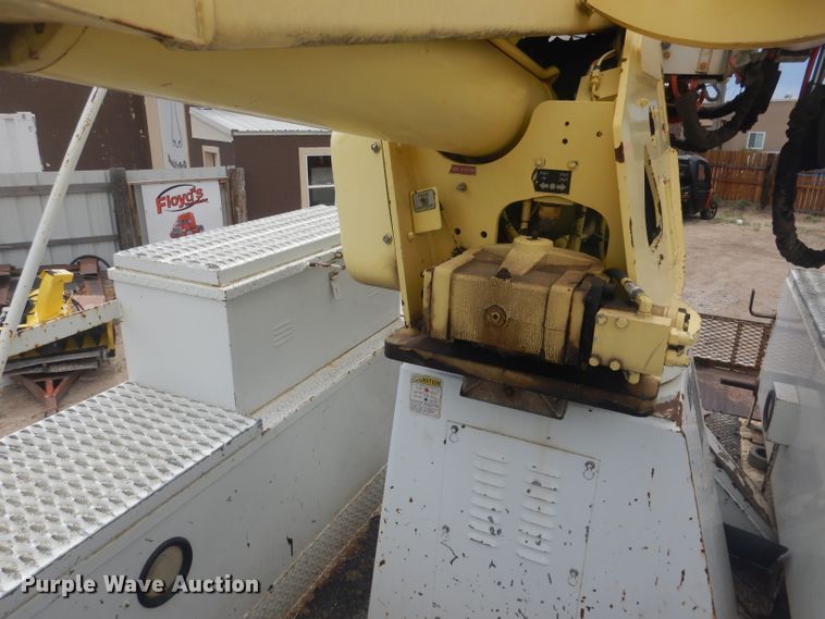 image for item DG4508 1999 Chevrolet C8500  bucket truck