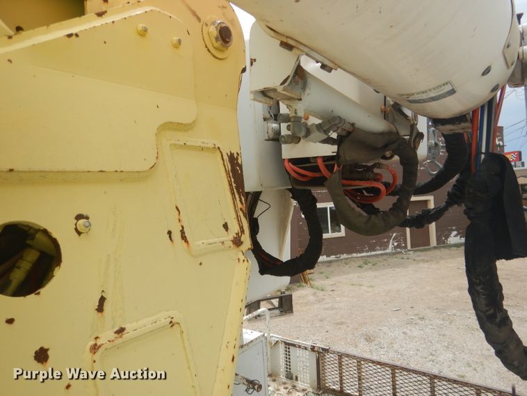 image for item DG4508 1999 Chevrolet C8500  bucket truck