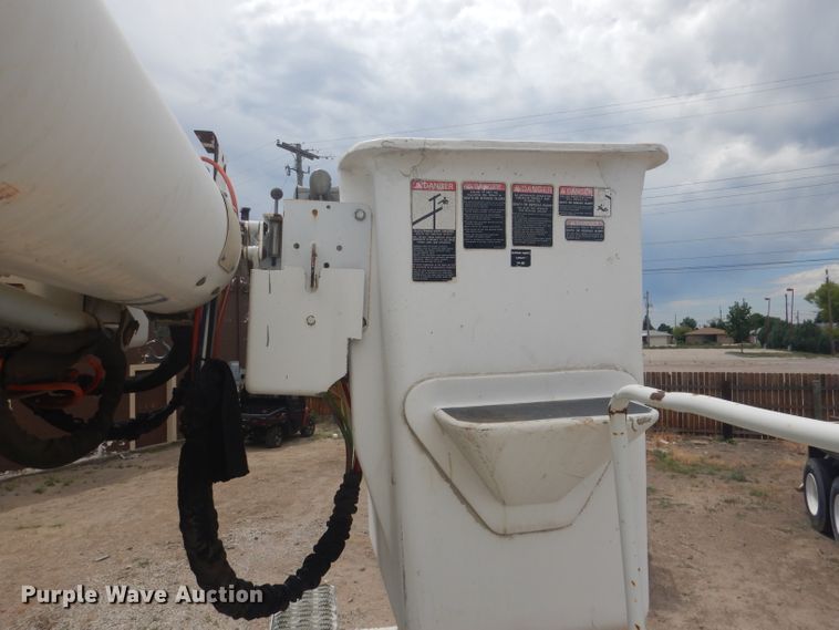 image for item DG4508 1999 Chevrolet C8500  bucket truck