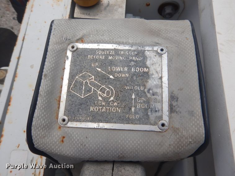 image for item DG4508 1999 Chevrolet C8500  bucket truck