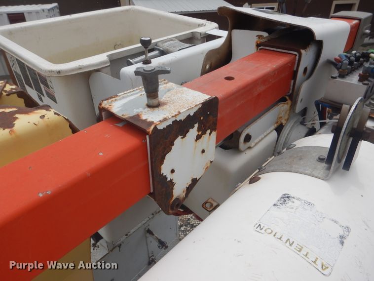 image for item DG4508 1999 Chevrolet C8500  bucket truck