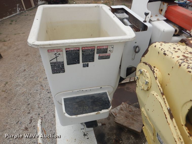 image for item DG4508 1999 Chevrolet C8500  bucket truck