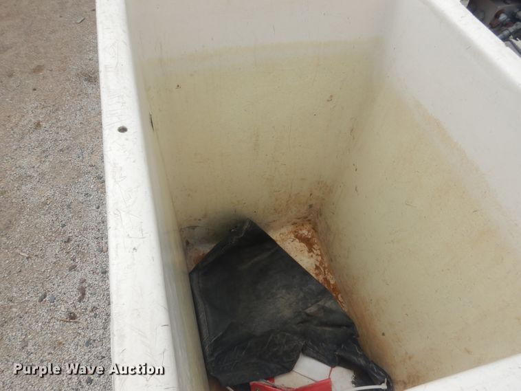 image for item DG4508 1999 Chevrolet C8500  bucket truck