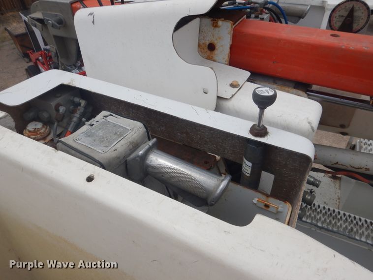 image for item DG4508 1999 Chevrolet C8500  bucket truck