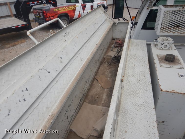 image for item DG4508 1999 Chevrolet C8500  bucket truck