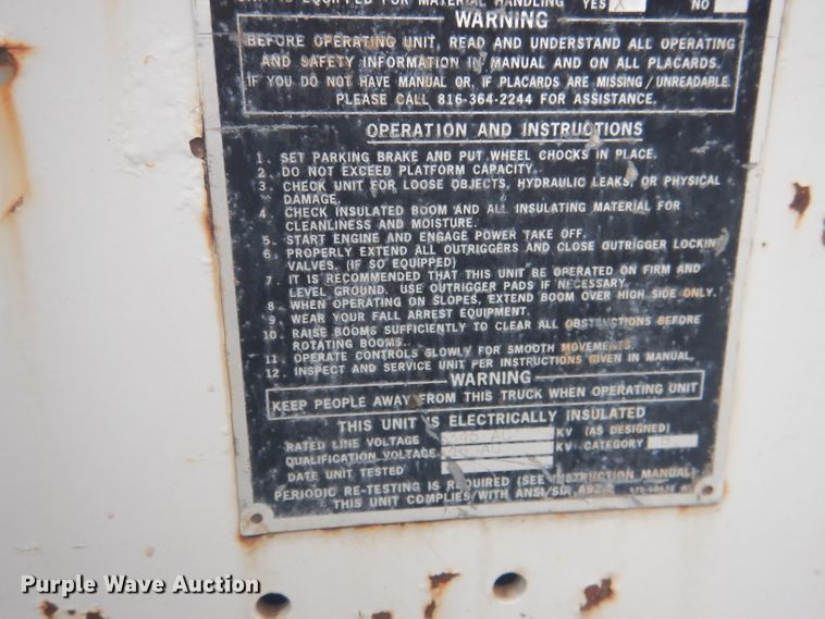 image for item DG4508 1999 Chevrolet C8500  bucket truck