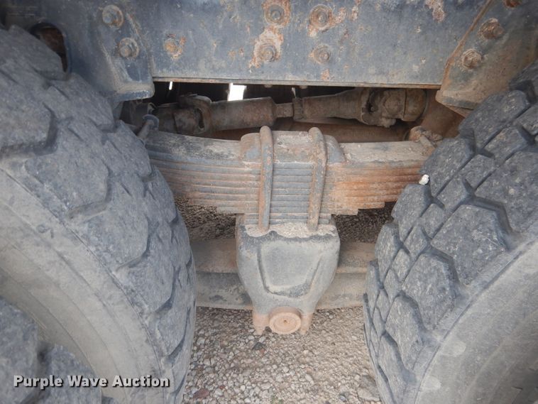 image for item DG4508 1999 Chevrolet C8500  bucket truck