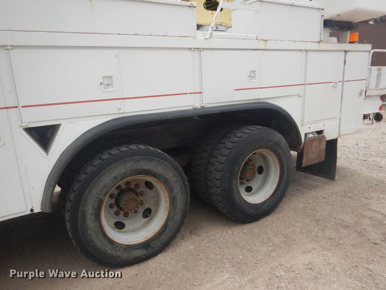 image for item DG4508 1999 Chevrolet C8500  bucket truck