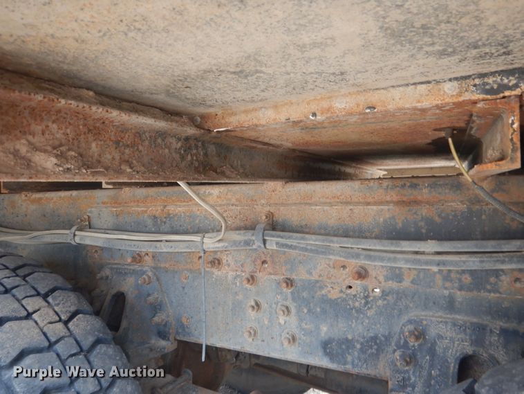 image for item DG4508 1999 Chevrolet C8500  bucket truck