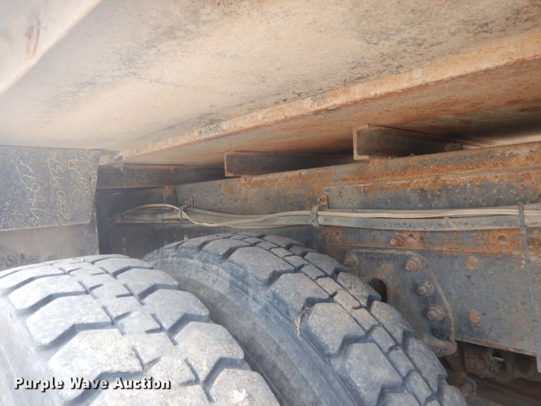 image for item DG4508 1999 Chevrolet C8500  bucket truck