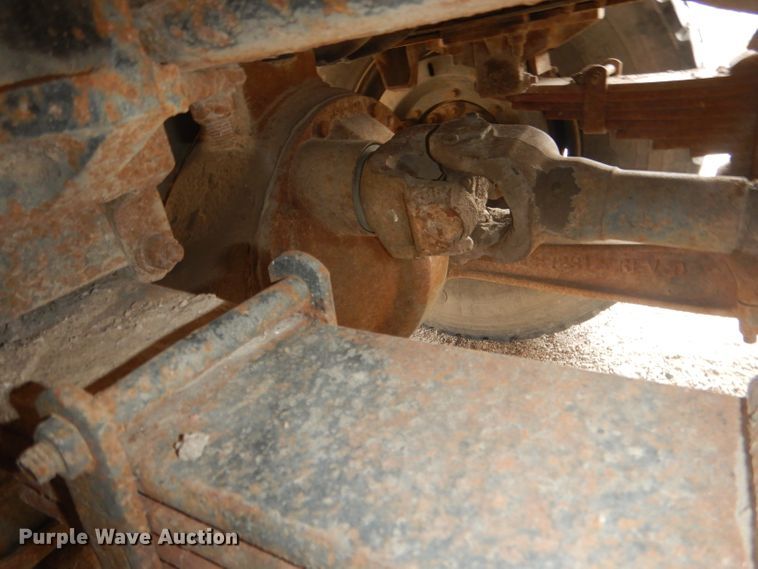 image for item DG4508 1999 Chevrolet C8500  bucket truck