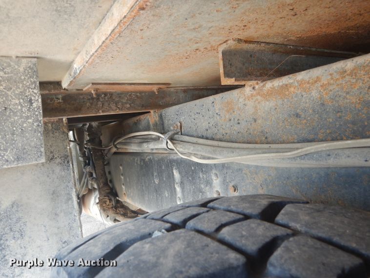 image for item DG4508 1999 Chevrolet C8500  bucket truck