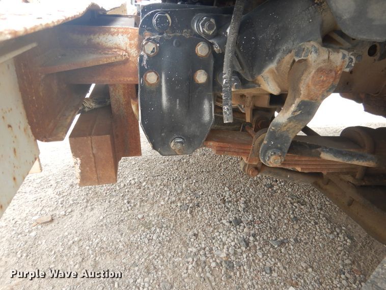 image for item DG4508 1999 Chevrolet C8500  bucket truck