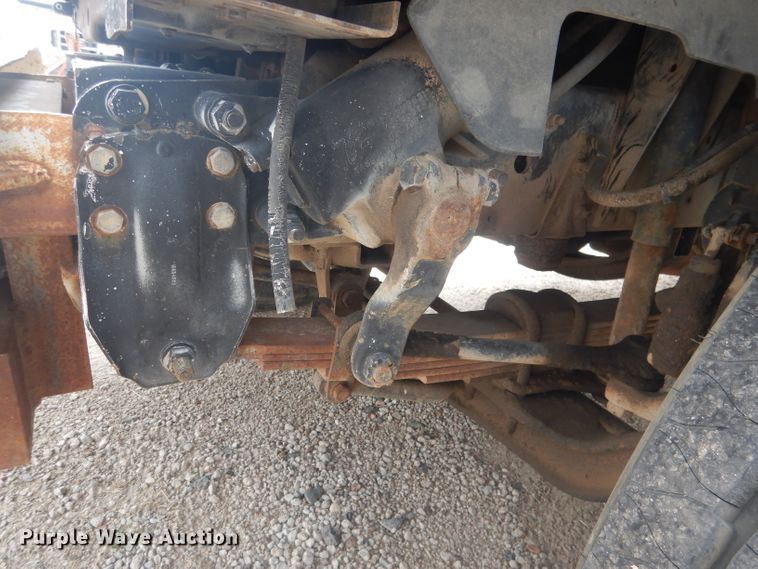 image for item DG4508 1999 Chevrolet C8500  bucket truck