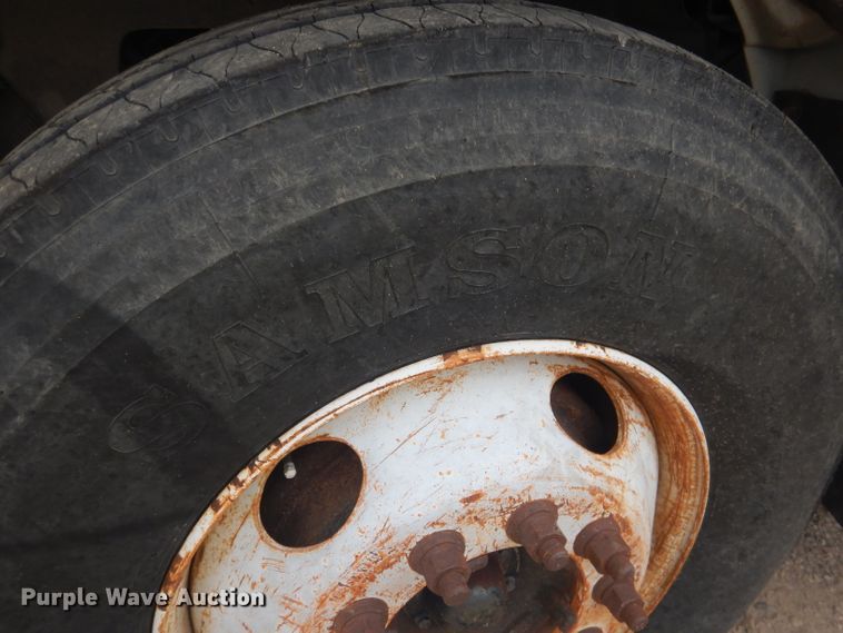 image for item DG4508 1999 Chevrolet C8500  bucket truck