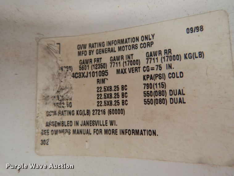 image for item DG4508 1999 Chevrolet C8500  bucket truck