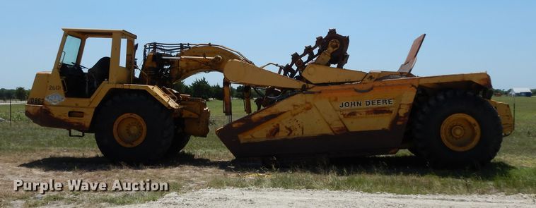 image for item DG6851 1985 John Deere 862  elevating scraper