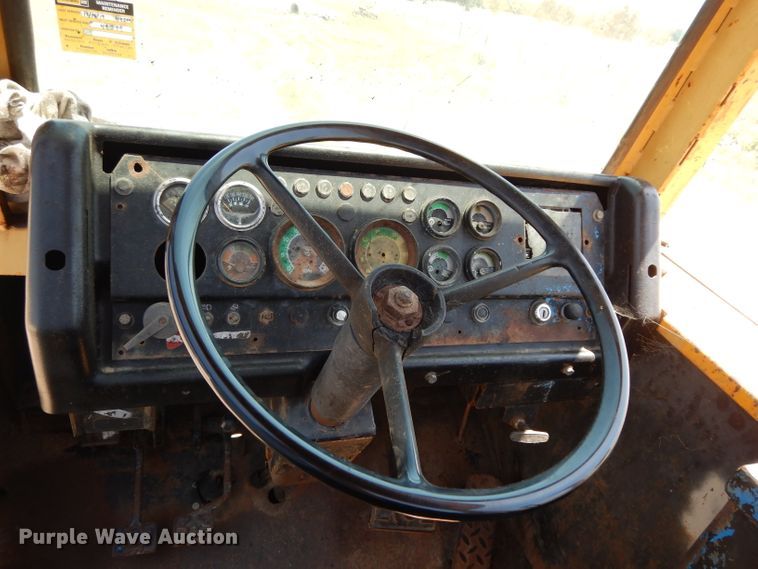 image for item DG6851 1985 John Deere 862  elevating scraper