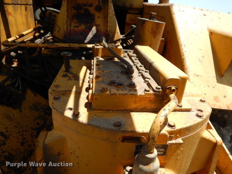 image for item DG6851 1985 John Deere 862  elevating scraper