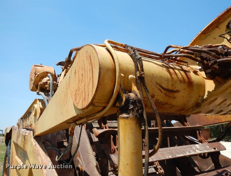 image for item DG6851 1985 John Deere 862  elevating scraper